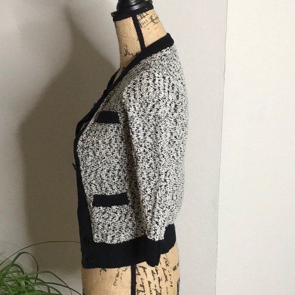 Ann Taylor cardigan - Picture 3 of 7